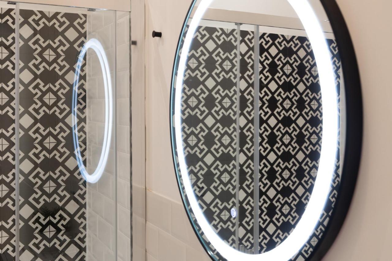 Trieste Timeless 2-Bedrooms Flat Exterior foto